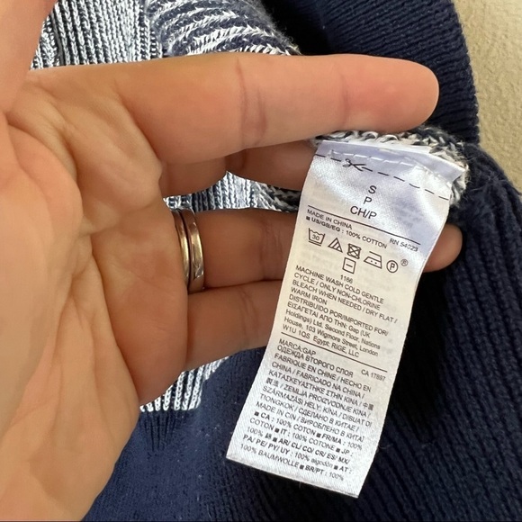 Gap Small Sweater Small Blue - Picture 4 of 7